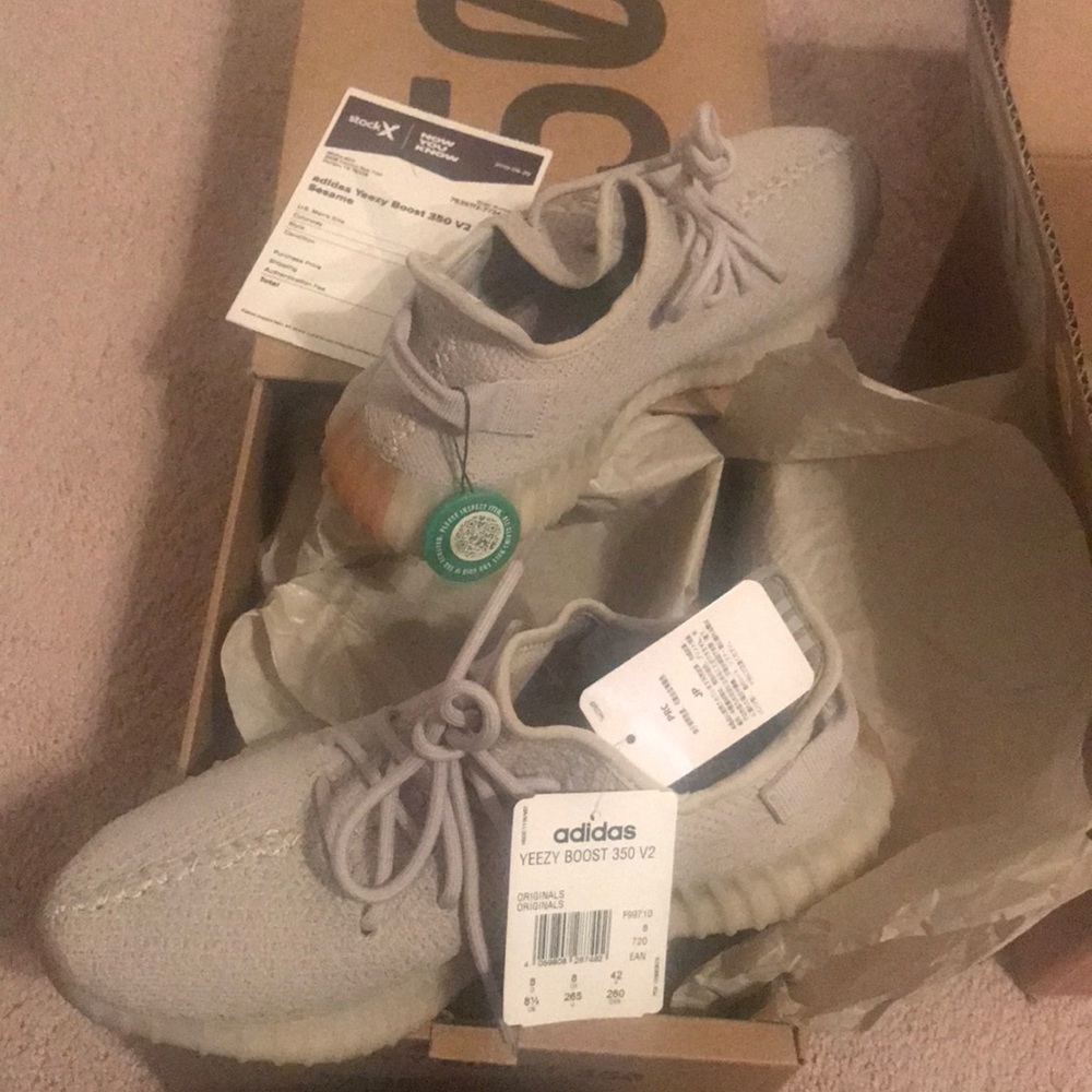 Yeezy Size 8.5 NEW with Tags and receipt .
